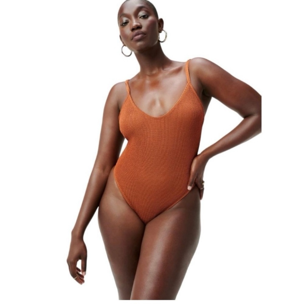 Good American Always Fits One Piece